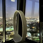 White Sky 20 Hanza Tower- Free Parking アパート *
