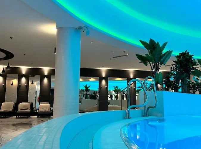 아파트 White Sky 20 Hanza Tower- Free Parking 슈체친