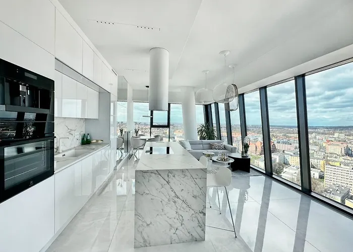 White Sky 20 Hanza Tower- Free Parking 아파트 *